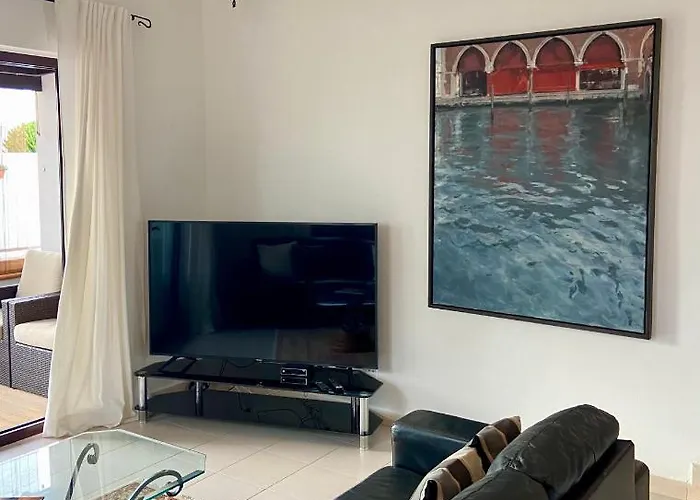 La Mar Poolvilla קוסטה טגוויסה